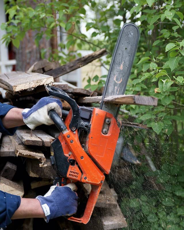 Photo: Chainsaw