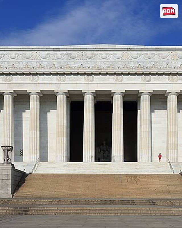 Photo: Lincoln Memorial
