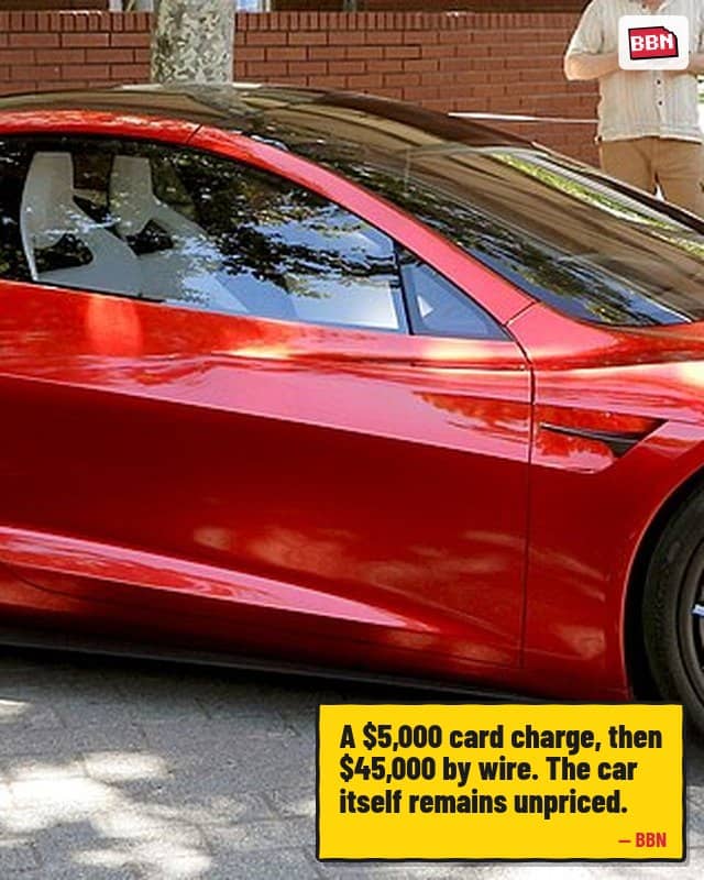 Photo: Tesla Roadster (second generation)